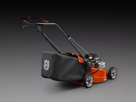 Газонокосилка бензиновая Husqvarna LC 551SP. Профи самоходная KawasakiFJ180 купить в Тюмени