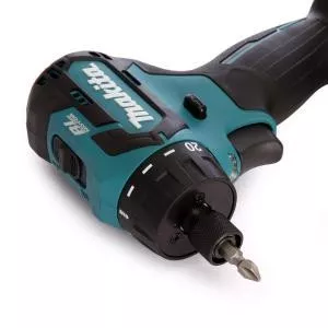 Дрель-шуруповерт аккумуляторная Makita DF032DWAE купить в Тюмени