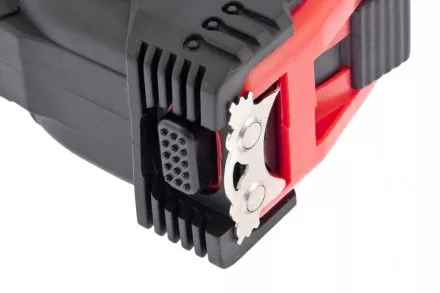 Рулетка Status magnet 3 fixations 10 м х 32 мм обрезиненный корпус зацеп с магнитом  MATRIX 31000 купить в Тюмени