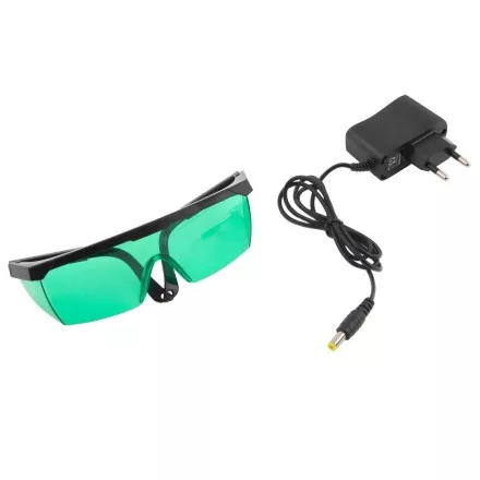 Лазерный уровень ML 06 Green, 30 м, 520 нм, аккумулятор Li 2800 мАч, резьба 5/8&quot; Matrix 35067 купить в Тюмени