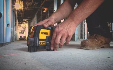 Нивелир лазерный DeWalt DW 0822 купить в Тюмени