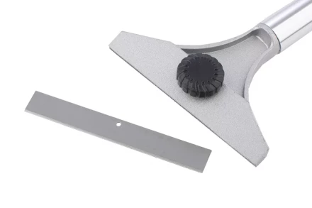 Скребок 100 мм фиксированное лезвие металлическая обрезиненная ручка MATRIX MASTER 79545 купить в Тюмени