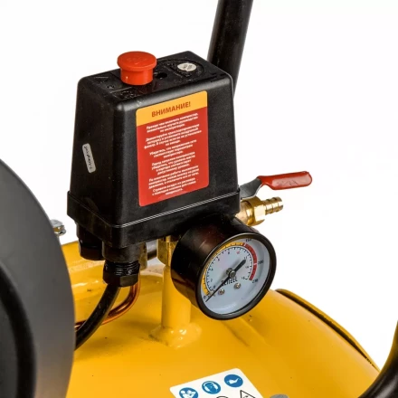 Компрессор масляный Denzel DR5500/200 ременный 58084 купить в Тюмени