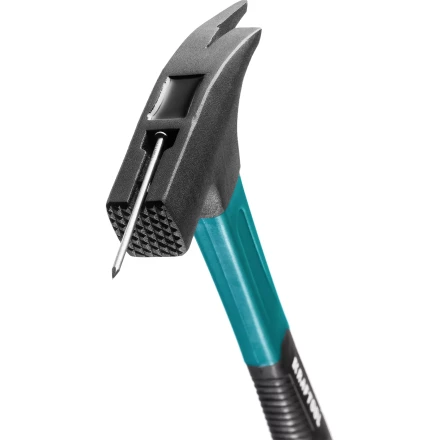 Молоток кровельщика с фиберглассовой рукояткой 20182 купить в Тюмени