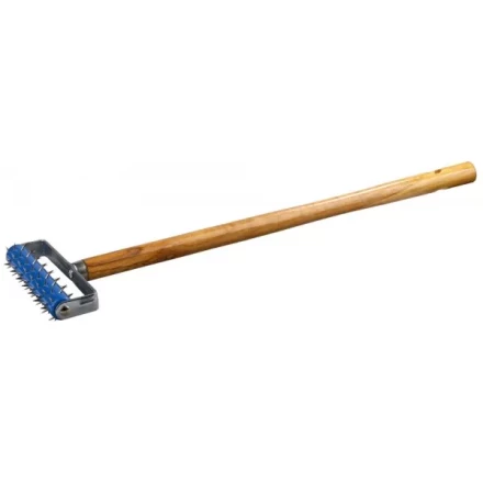 Валик игольчатый STAYER для гипсокартона в сборе, металлические иглы, ручка 500мм, 32х150мм 0395-15 купить в Тюмени