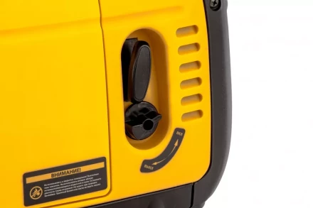 Генератор инверторный GT-2200iS, 2.2 кВт, 230 В, бак 4 л, закрытый корпус, ручной старт Denzel 94702 купить в Тюмени