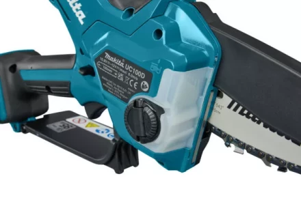 Аккумуляторная цепная пила 12V, 10см Makita UC100DWA (1x АКБ 2 Ач, ЗУ) купить в Тюмени