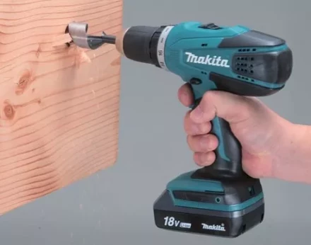 Аккумуляторная дрель-шуруповерт Makita DF457DWLE купить в Тюмени