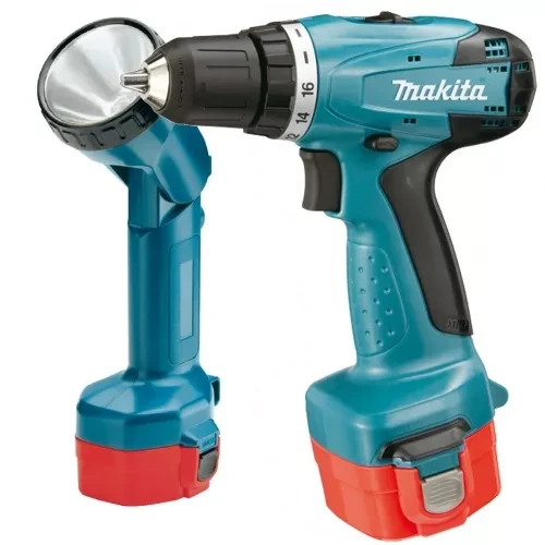 Аккумуляторная дрель-шуруповерт Makita 6271DWPLE +фонарь купить в Тюмени