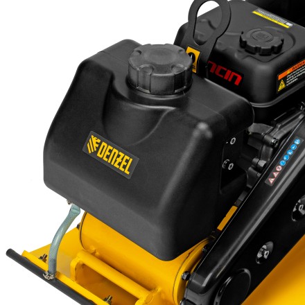 Виброплита бензиновая Denzel VC-30W, 30 кН, 60*45 см, 196 см3, бак для воды купить в Тюмени