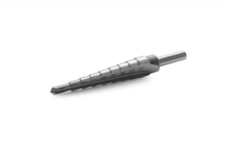 Ступенчатое сверло MESSER с прямой канавкой. Диаметр 4-12мм. Ступеней 9. купить в Тюмени