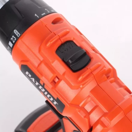 Дрель-шуруповерт аккумуляторная PATRIOT BR 180 в кейсе купить в Тюмени