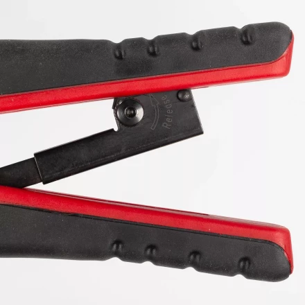 Кримпер многофункциональный КВТ JT-02 с 2 встроенными модулями для обжима RJ-45, RJ-12, RJ-11 (84626) купить в Тюмени