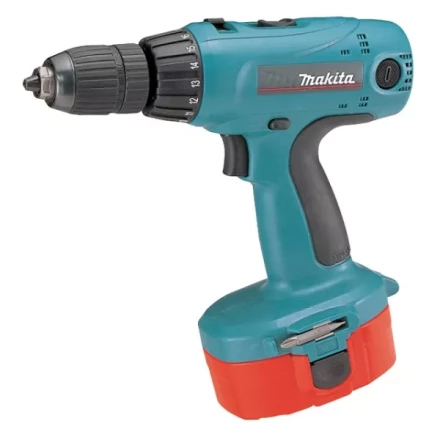 Аккумуляторная дрель-шуруповерт Makita 6347DWAE купить в Тюмени