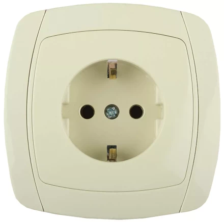 Розетка СВЕТОЗАР &quot;CITY LIGHT&quot; одинарная в сборе, с заземлением, цвет бежевый, 16А/~250В SV-54205-B купить в Тюмени