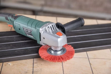 Кордщетка HAMMER плоская 125мм для УШМ нейлон (207-115) купить в Тюмени