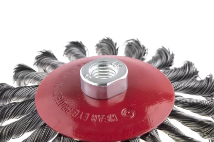 Кордщетка HAMMER тарелка 125мм для УШМ витая сталь (207-113) купить в Тюмени