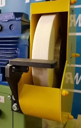 Настольный точильно-шлифовальный станок ТШ 1.25 (с ПП-750/У) круг 250х40х76 купить в Тюмени