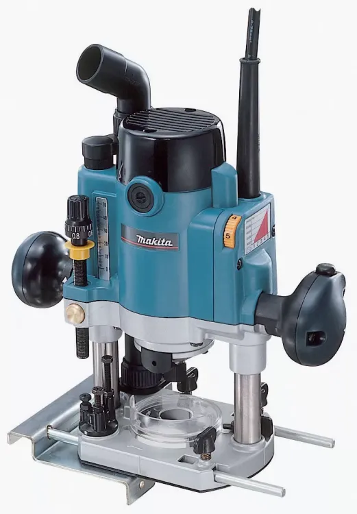 Фрезер Makita RP1110C купить в Тюмени