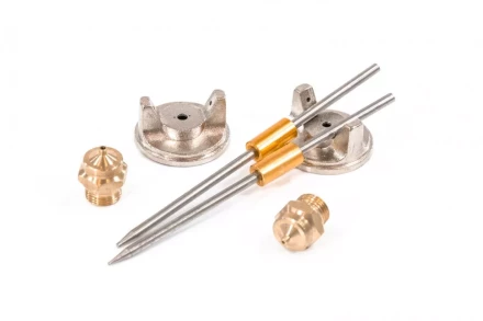 Пневматический краскопульт с верхним бачком V=1,0 л + сопла диаметром 1.2, 1.5 и 1.8 мм  MATRIX 57315 купить в Тюмени