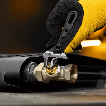 Ключ разводной 115 мм Denzel, CrV, кованый, укороченная рукоятка 15751 купить в Тюмени