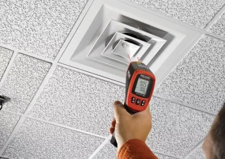 Бесконтактный инфракрасный термометр micro IR-200  36798 купить в Тюмени