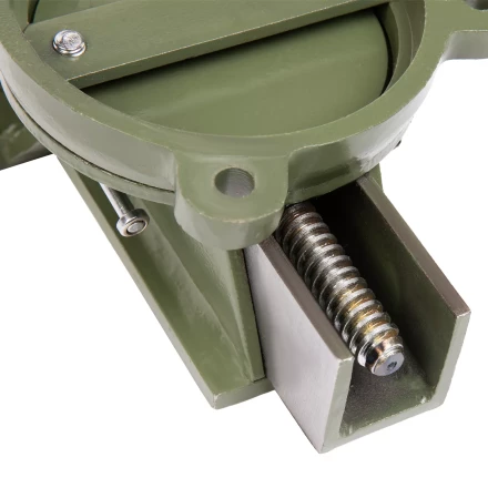 Тиски слесарные Сибртех 18619, 125 мм, стальные, поворотные купить в Тюмени