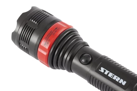 Фонарь бытовой пластик 3W LED ремешок зум 3 режима 100% - 50% - стробоскоп 3хААА Stern 90572 купить в Тюмени