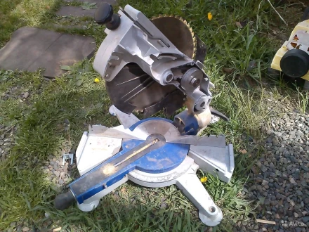 Пила торцовая Metabo KGТ 300 комби купить в Тюмени