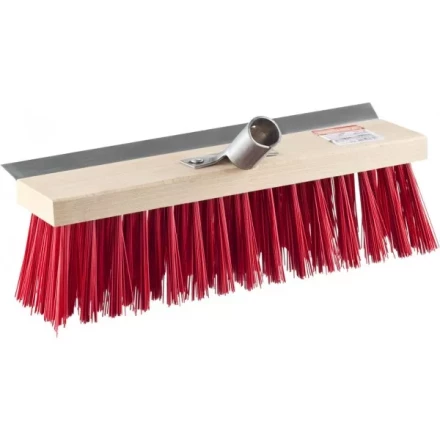 Щетка GRINDA &quot;EURO&quot; уличная без ручки, с мет скребком, буковая колодка, жесткая щетина, мет держатель для черенка, 30см 39195-30 купить в Тюмени