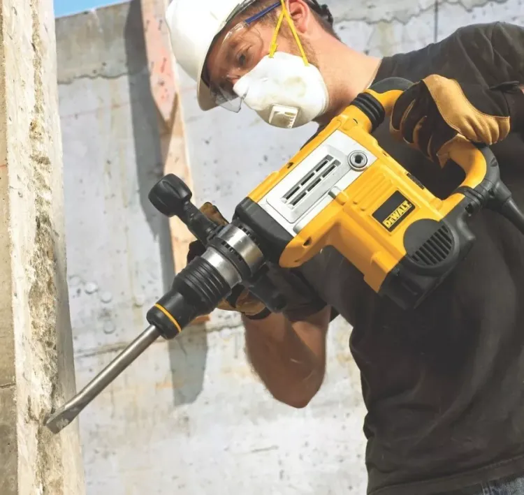Молоток отбойный D 25831 К DeWalt купить в Тюмени