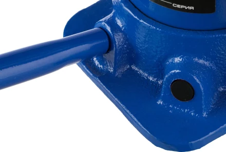 Домкрат гидравлический бутылочный T50, 4т, 192-374мм, в кейсе, ЗУБР Профессионал 43060-4-K 43060-4-K_z01 купить в Тюмени