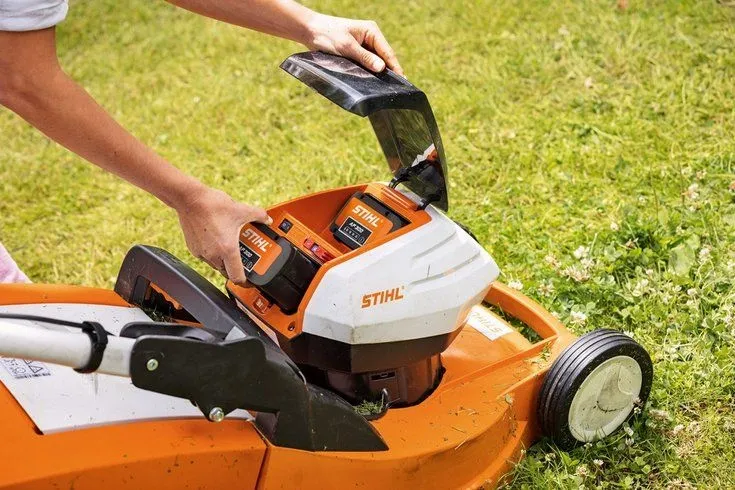Газонокосилка (аккум) STIHL RMA 443.2 AP-System купить в Тюмени