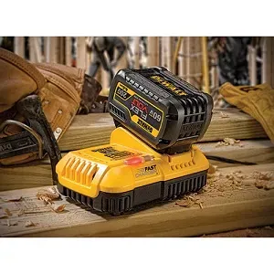 Зарядное устройство XR DCB118 Flexvolt DeWalt купить в Тюмени