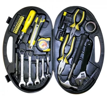 Набор инструмента 28 предметов пластиковый кейс 57052 купить в Тюмени