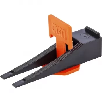 Система выравнивания плитки СВП. Комплект - зажим - клин 50/50 штук (ведерко ПЭНД 1100 мл)  СИБРТЕХ 88070 купить в Тюмени