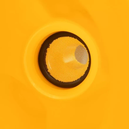 Воронка пластиковая 135 мм с металлическим ситом, гибким наконечником и непроливайкой Denzel 537210 купить в Тюмени