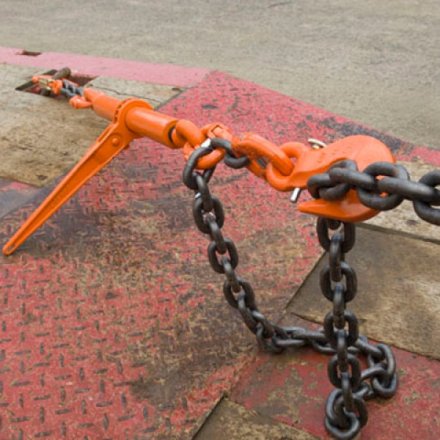 Стяжки цепные для крепления грузов с крюками  р-н 2 тонн L=3 метра купить в Тюмени