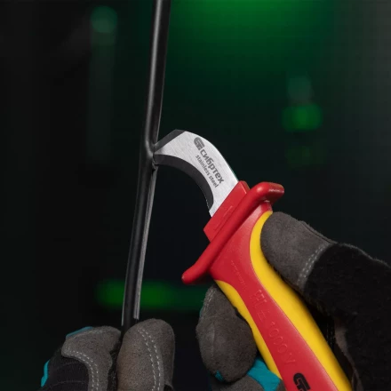 Нож диэлектрический Сибртех до 1000 В, для снятия оплетки электрокабелей 78808 купить в Тюмени