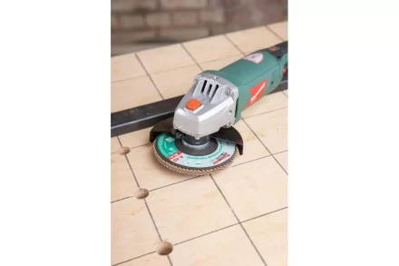 Круг Лепестковый Торцевой (КЛТ) HAMMER КЛТ 1 Ф125х22 Р40 213-016 купить в Тюмени