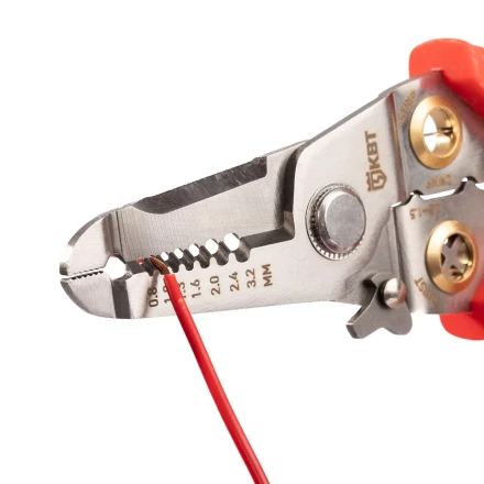 Многофункциональный стриппер КВТ WSS-02 для снятия изоляции с проводов 0.5–6.0 мм (102399) купить в Тюмени