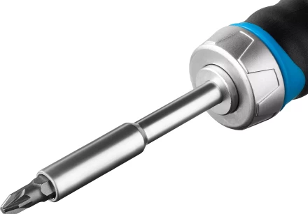 Набор ЗУБР &quot;ПРОФЕССИОНАЛ&quot;: Отвертка реверсив с двухкомп рукоят, насадки, CrMo, рукоят с отсеком для хранения бит, 38 предметов 25352-H38 купить в Тюмени