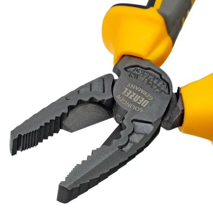 Плоскогубцы комбинированные 165 мм Denzel 17080, трехкомпонентные рукоятки купить в Тюмени