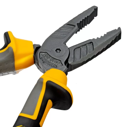 Плоскогубцы комбинированные 165 мм Denzel 17080, трехкомпонентные рукоятки купить в Тюмени