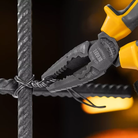 Плоскогубцы комбинированные 165 мм Denzel 17080, трехкомпонентные рукоятки купить в Тюмени