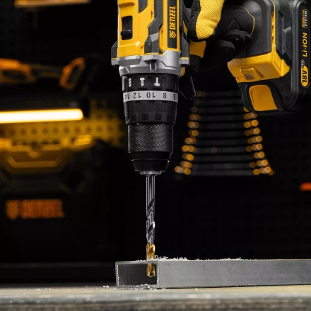 Сверло спиральное по металлу Denzel 8 x 117 мм, Р6М5, Golden Tip, 718239 купить в Тюмени