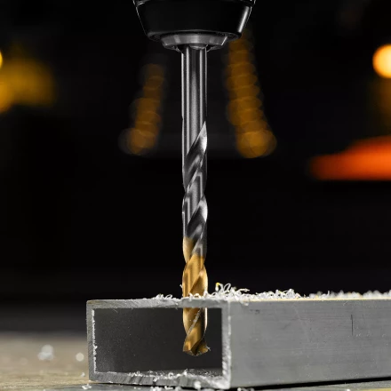 Сверло спиральное по металлу Denzel 8 x 117 мм, Р6М5, Golden Tip, 718239 купить в Тюмени