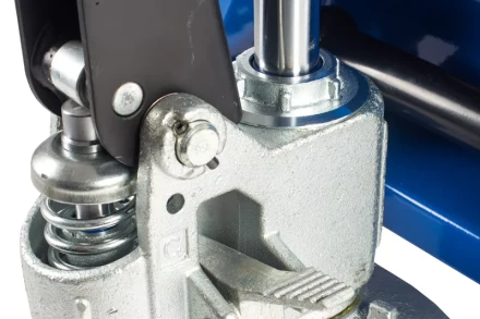 Тележка гидравлическая 2500 кг 1150 мм полиуретановые колеса TOR RHP 11825 купить в Тюмени