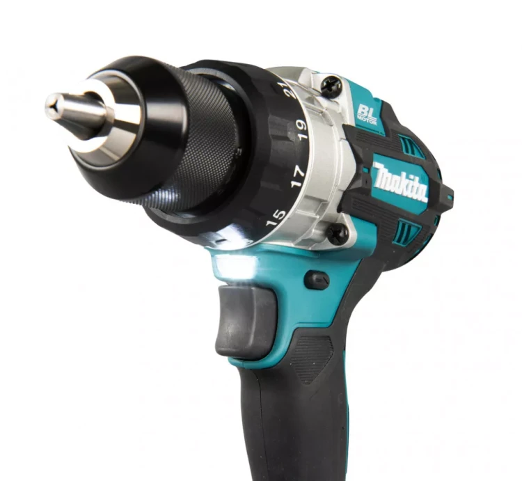 Аккумуляторная дрель-шуруповерт Makita DDF486RT купить в Тюмени