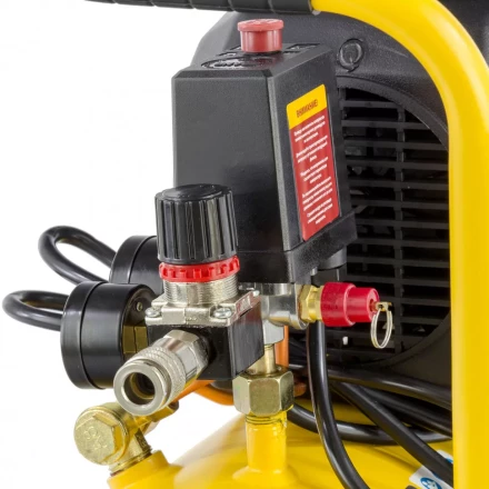 Компрессор воздушный Denzel DK1800/50 Х-PRO 58068 купить в Тюмени